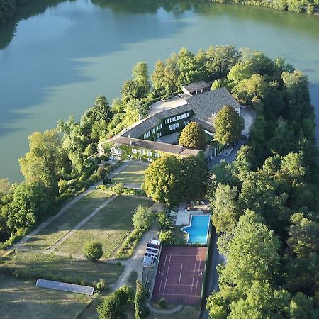 Logis Hotels Domaine Du Chatelard Dirac Buitenkant foto